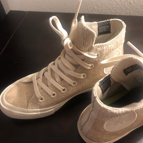 Converse. - Picture 2 of 7